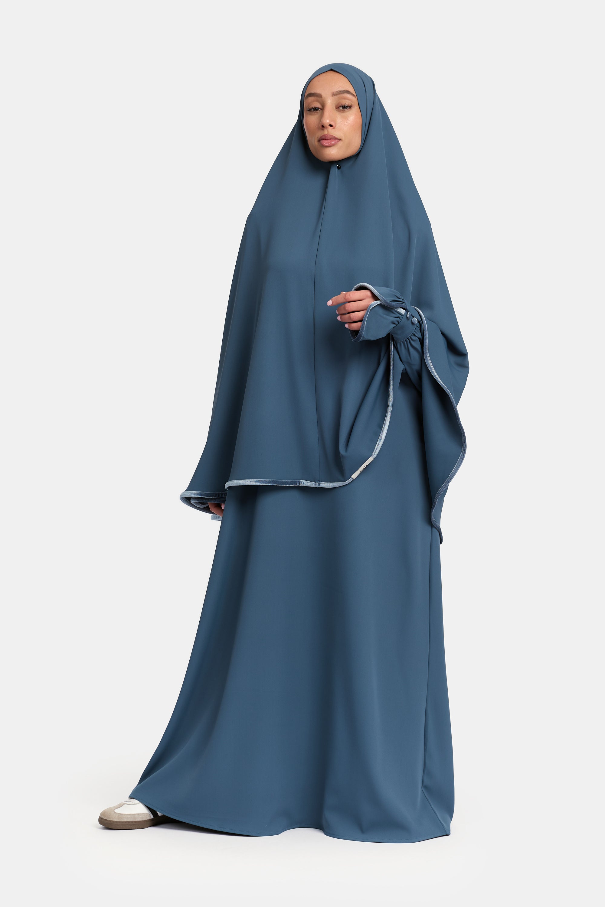 Mastour Velvet Khimar Set - Deep Blue