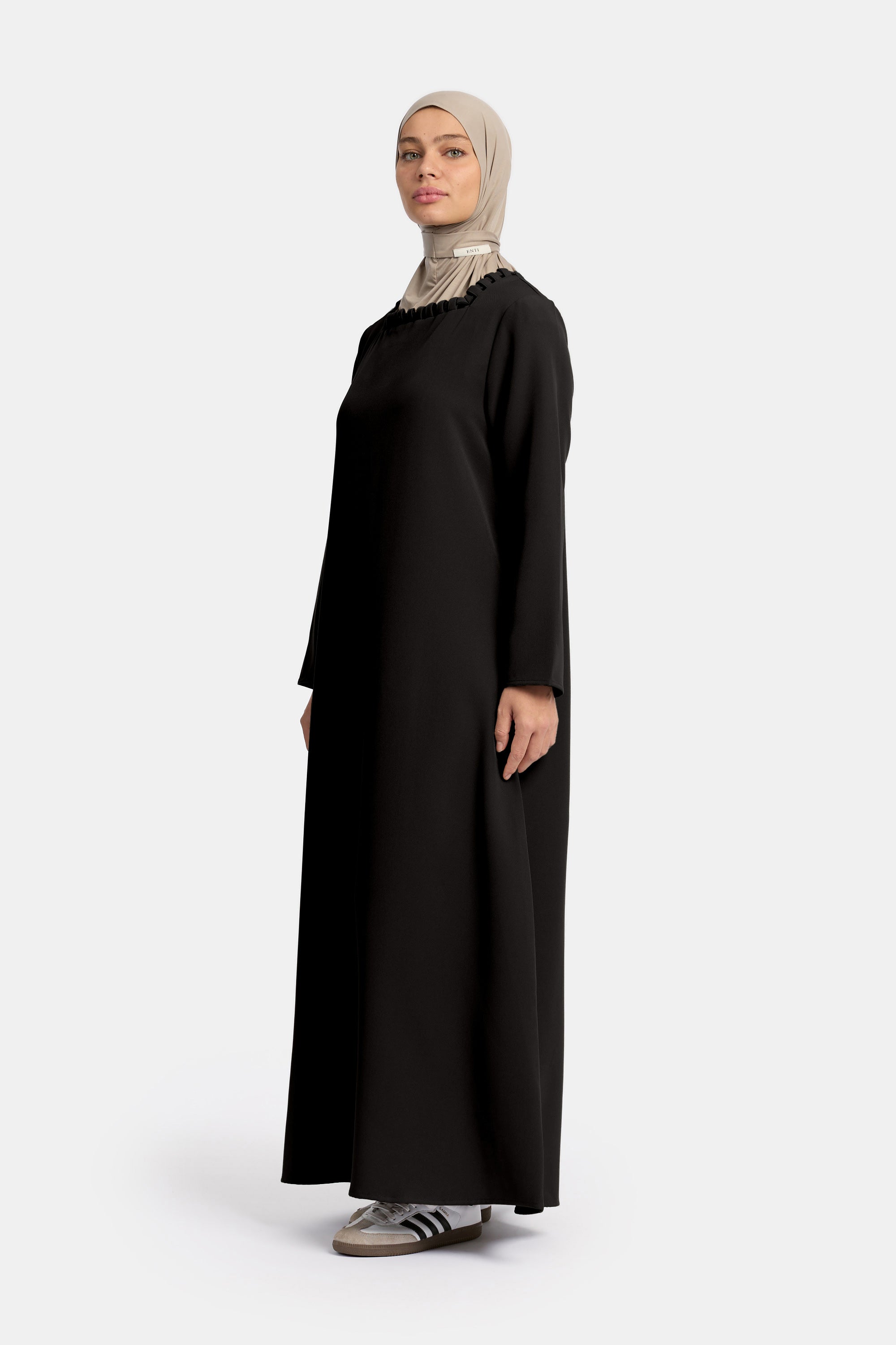 Weave Line Abaya - Black