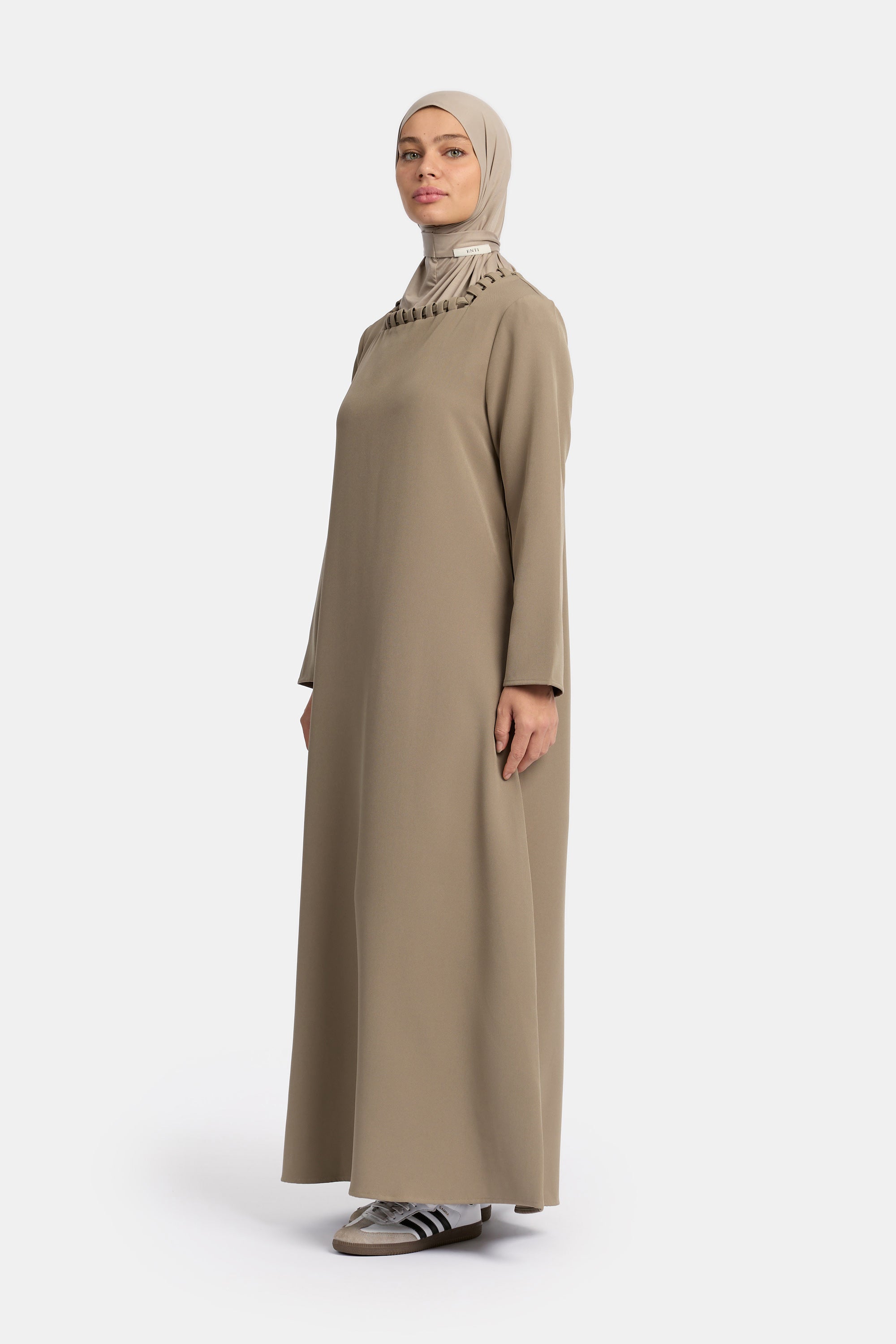 Weave Line Abaya - Walnut